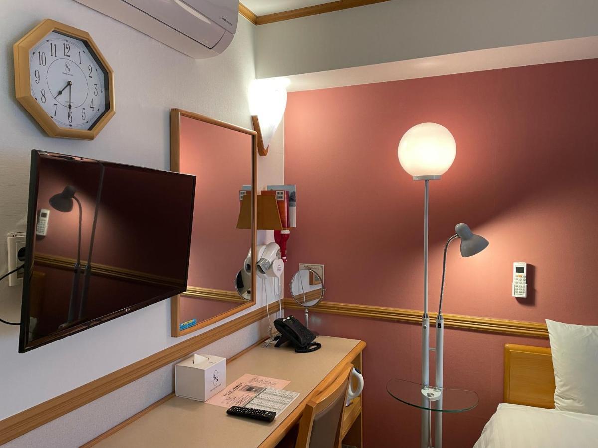Toyoko Inn Busan Seomyeon Екстер'єр фото